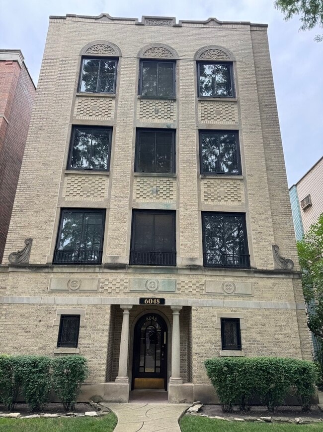 Photo - 6048 N Washtenaw Ave Apartment Unit G