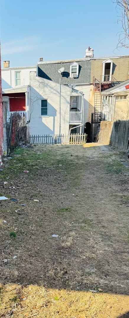 Photo - 328 W King St Unit 2