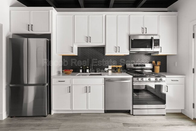 Photo - 2722 Nye St Unidad 2