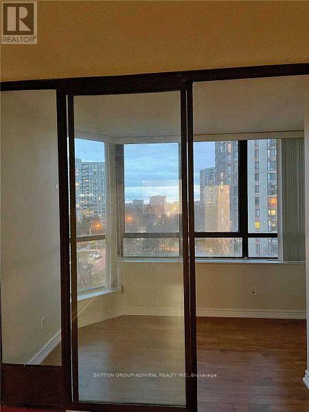 Photo - 25 Bamburgh Cir Unité 734