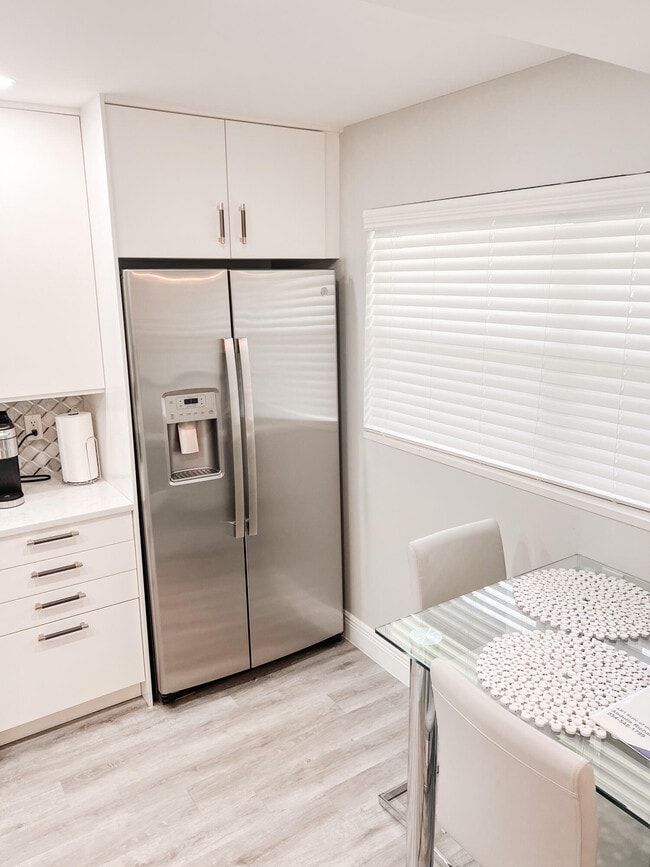 Photo - 5155 E Sabal Palm Blvd Unit 209