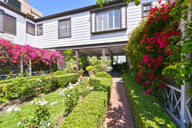 Photo - 9936 Durant Dr Unit apta