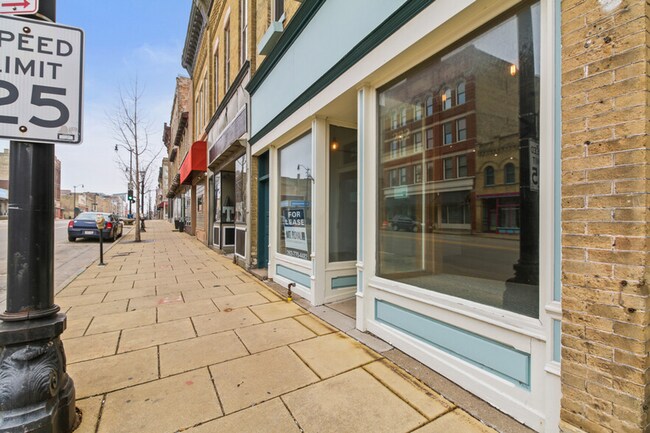 Photo - 232 Main St Unit Lower