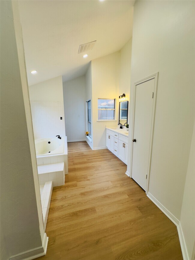 Photo - 18322 Autumn Trails Ln