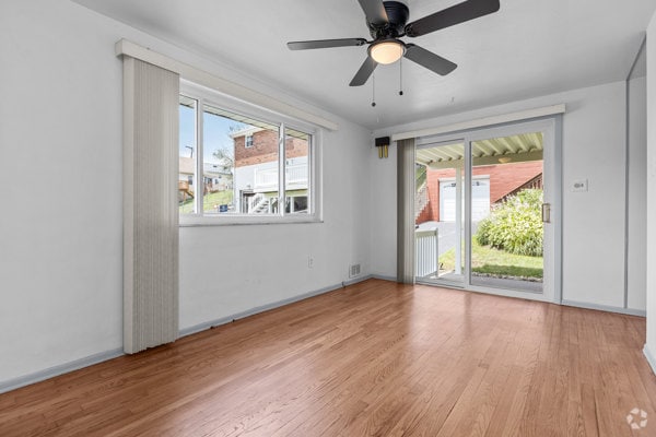 Building Photo - 851 Florence Ave Rental