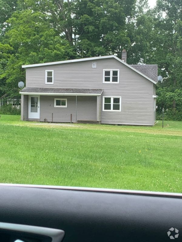 Building Photo - 92 Perfield Rd Rental