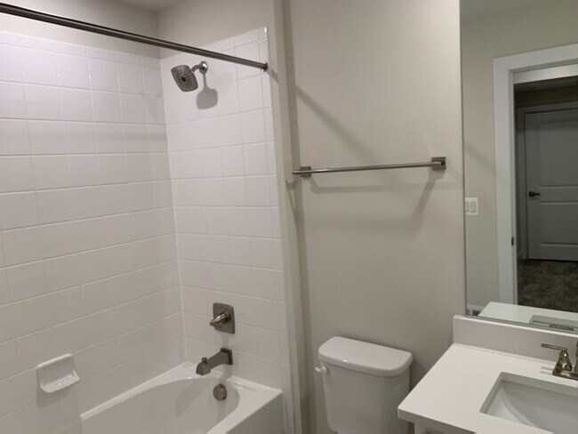 Photo - HERNDON - Coming Soon *3262 Woodland Park Rd Unit #3E *