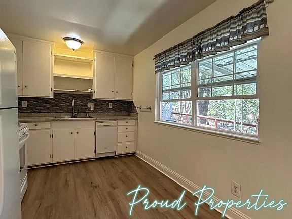 Photo - 2748 Tunnel St