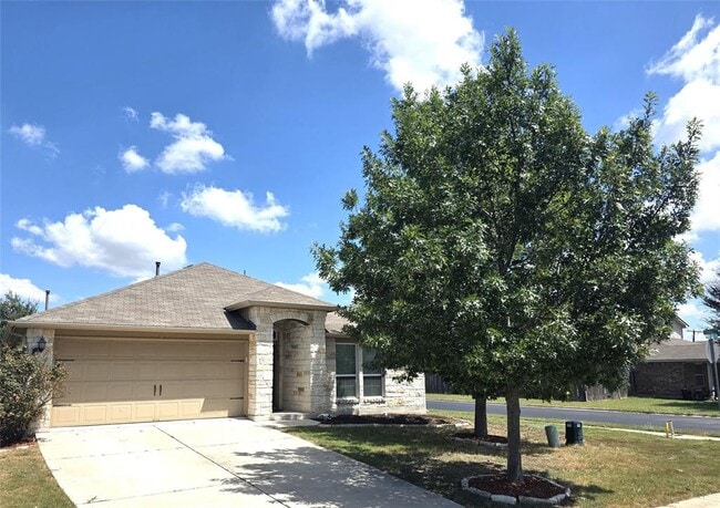 Building Photo - 602 Mitchell Dr