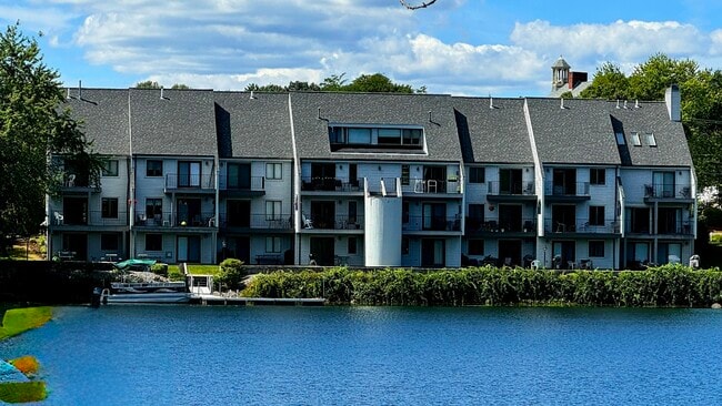 Building Photo - 33 River Front Dr Unit 9