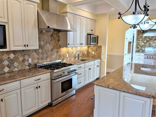 Photo - 2912 21st Ave