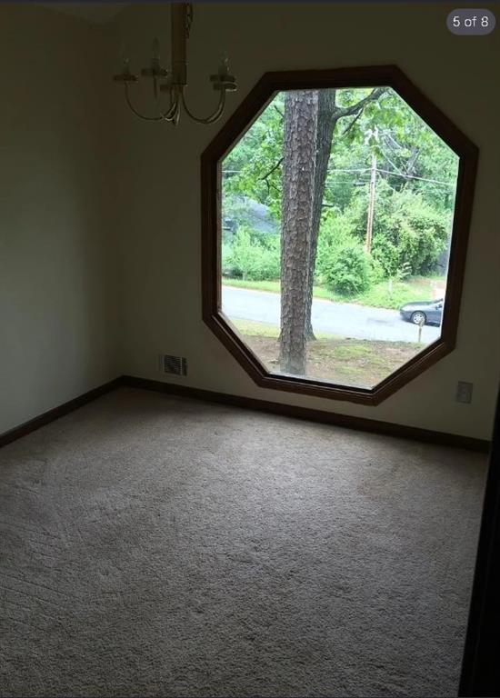 Photo - 257 Castleair Dr NE