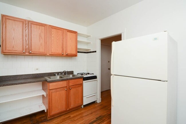 Photo - 2647 N Spaulding Ave Unit E3