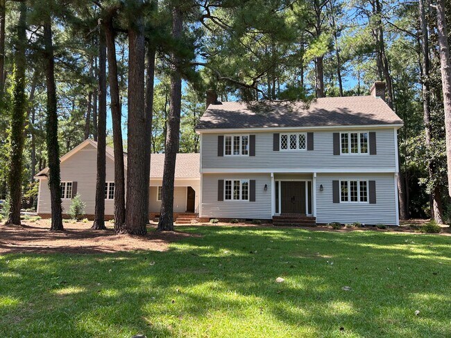 Building Photo - 511 S Wilkinson Dr