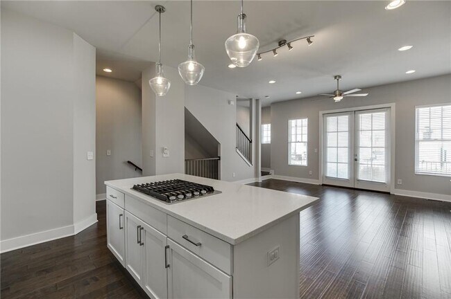 721 Taylor Ct