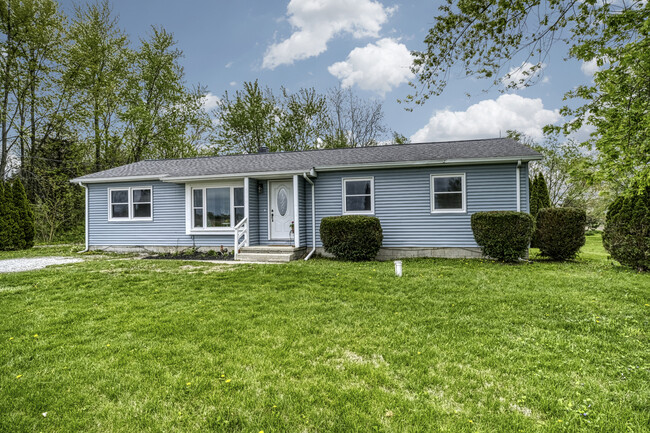 Photo - 849 S 575 W House