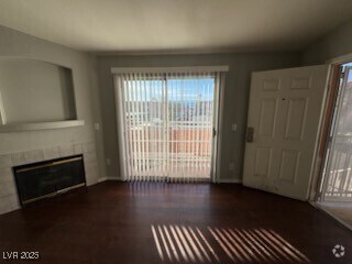 Building Photo - 4730 E Craig Rd Unit 2015 Rental