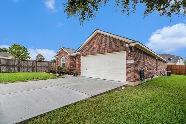 Photo - 18103 Red Ash Ct