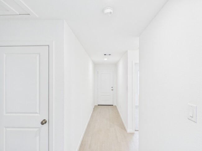 Photo - 1522 Amber Skies Ln