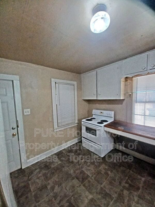 Photo - 1419 NW Logan St