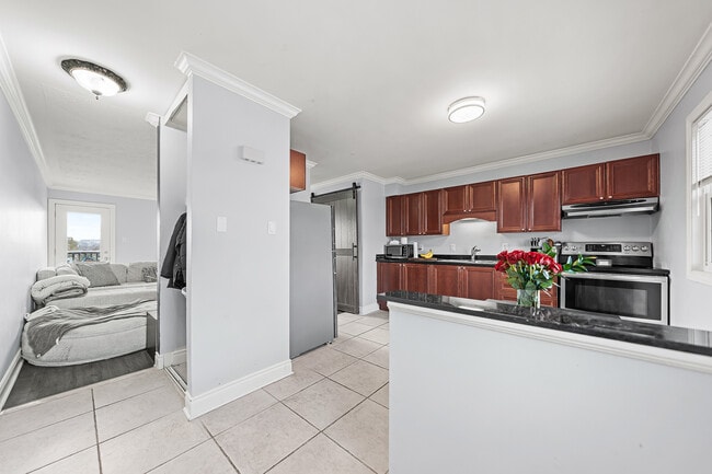 Photo - 47 Blandford St