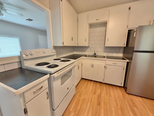 Photo - 3-Bedroom Home — NE Oklahoma City