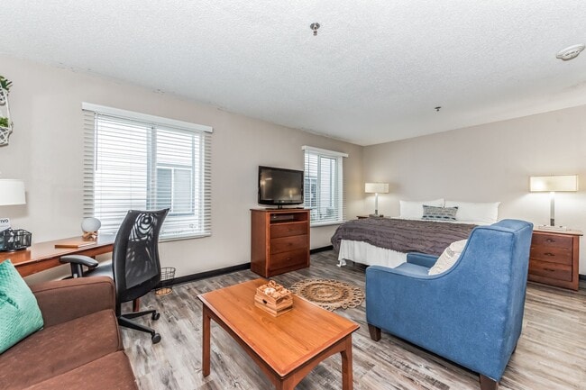 Vivo Living Charlotte (Tryon)