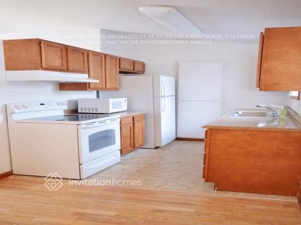 Photo - 4816 S Pitkin Way