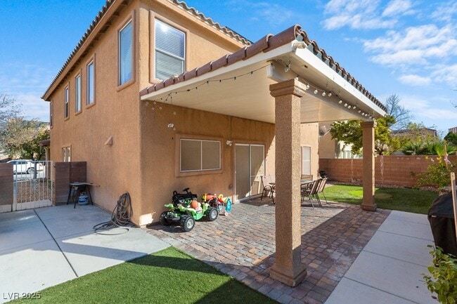 Building Photo - 6717 Yellowhammer Pl