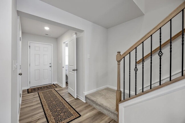 Photo - Family Friendly 3 Bedroom Townhome in Pendleton