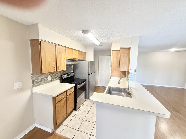 Photo - 1065 S Hiawassee Rd