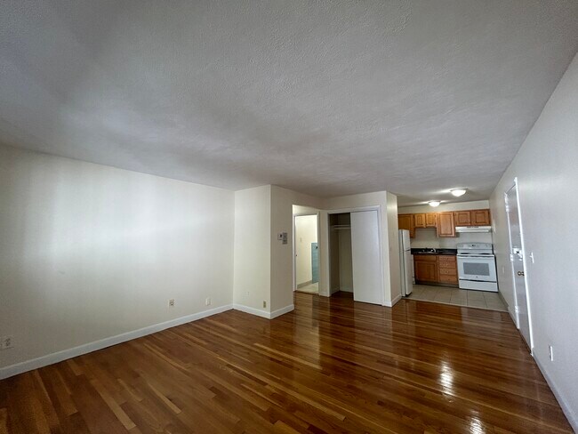 Photo - 80 Gardner St Unit 24