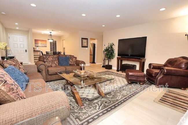Building Photo - 200 P St Unit #B11 Rental