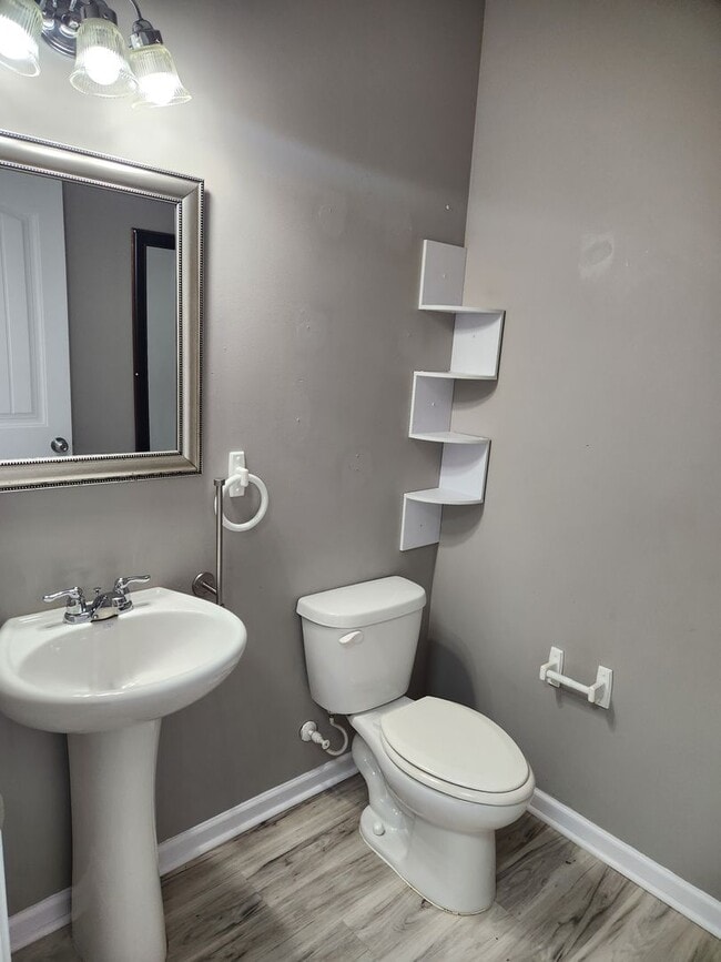 Photo - 201 Flowing Meadows Dr