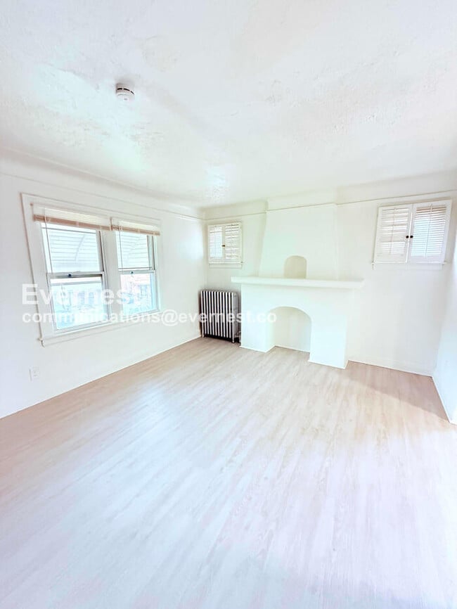 Photo - 15736 Steel St Unit 2