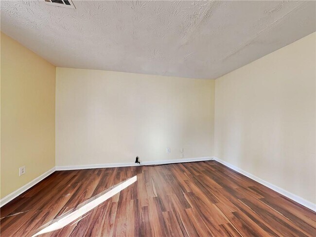 Photo - 5280 Ridge Forest Dr