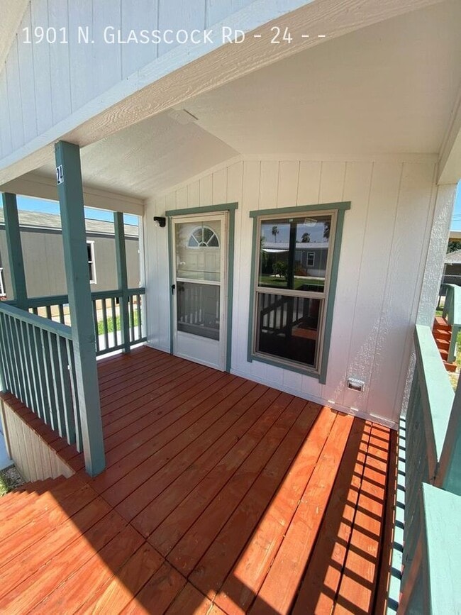 Building Photo - 1901 N Glasscock Rd