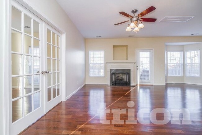 Photo - 3006 Gale Ct