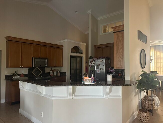 Photo - 2347 SW Kent Cir