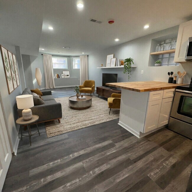 Photo - 220 N Lamon Ave