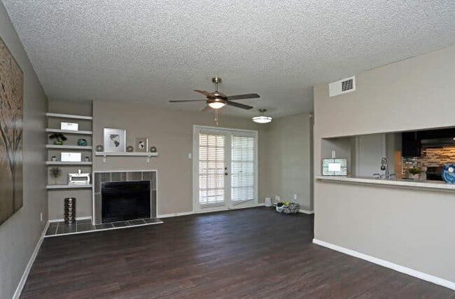 2 bedroom in Bedford TX 76021 - 2 bedroom in Bedford TX 76021 Condo Unit 2235