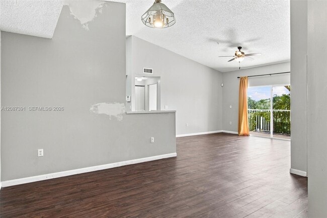 Photo - 6976 SW 39th St Unit G304