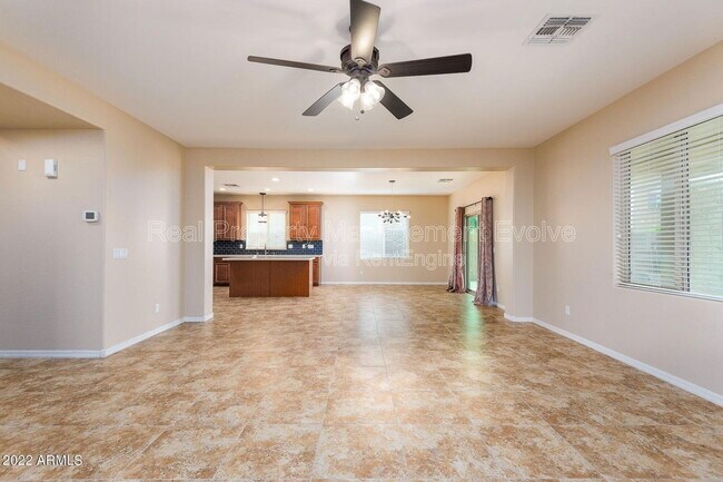 Photo - 1544 E Hummingbird Way