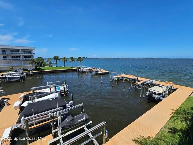 Building Photo - 590 S Banana River Dr Unit 204 Rental