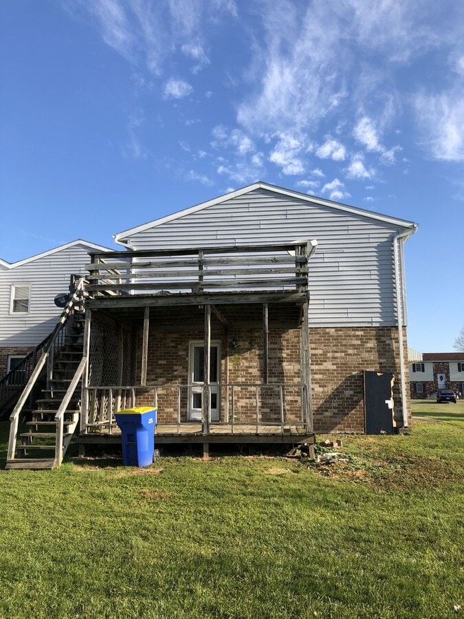 2 Bedroom 1 Bath Apartment with Parking- Dover SD - 2 Bedroom 1 Bath Apartment with Parking- Dover SD