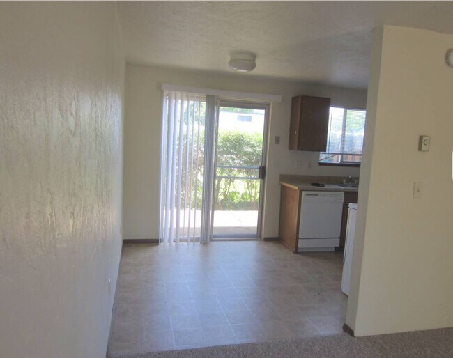 Photo - 1035 NW 27th St Unit D