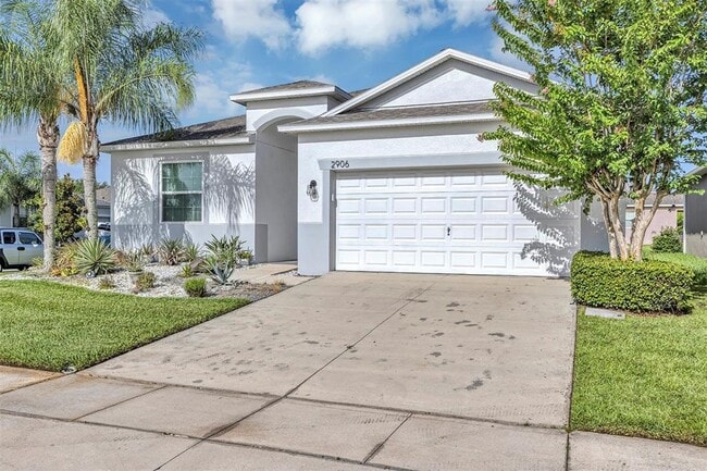 Photo - 2906 Carrickton Cir House