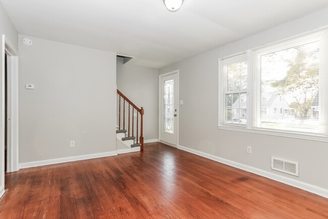 Photo - 4903 Anntana Ave