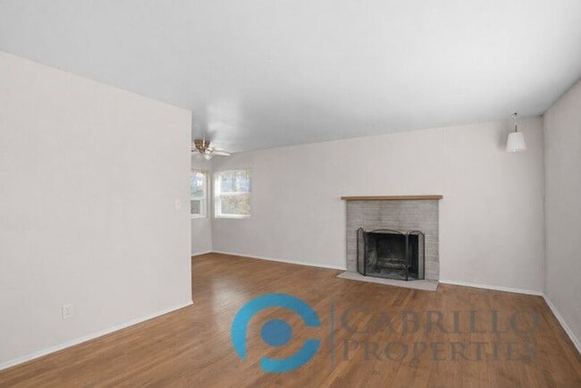 Photo - 4330 Cleveland Ave