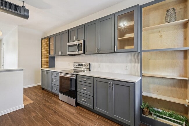 Photo - 10754 Villager Rd Unidad D